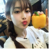 莉莉